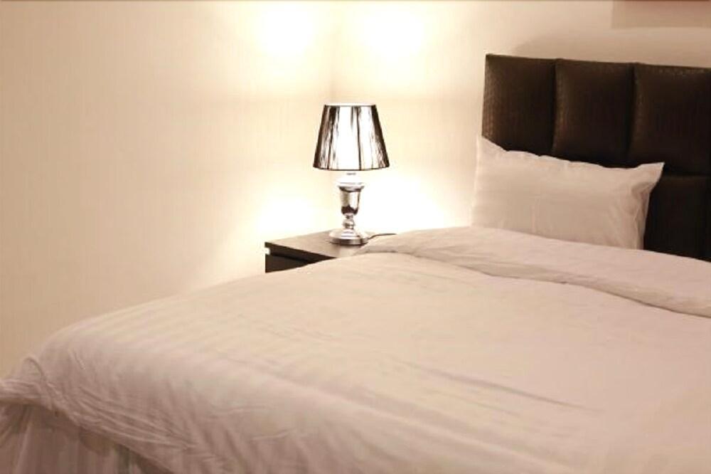 Continental Suite Salmiya Exterior photo