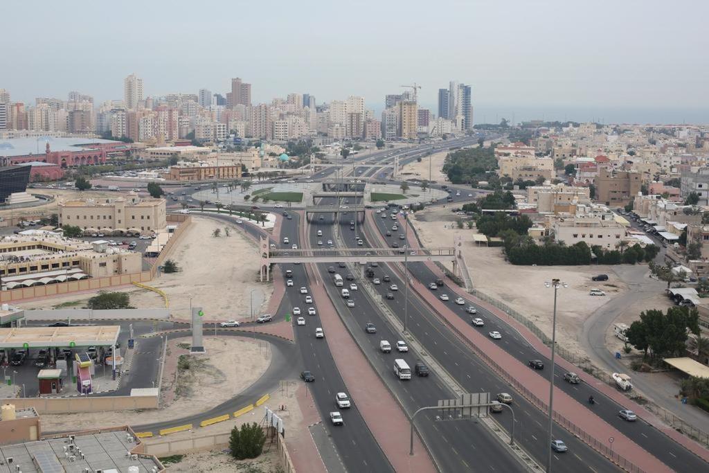 Continental Suite Salmiya Exterior photo