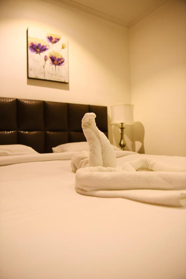 Continental Suite Salmiya Exterior photo